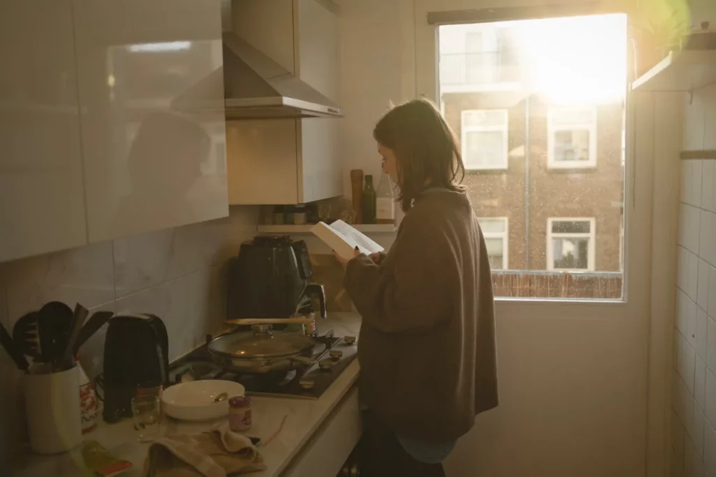 Dampkapfilters onderhouden voor een frisse keuken